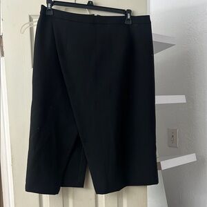 White House Black Market size 14